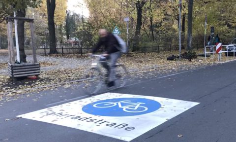 Fahrradstraße am Weichselplatz